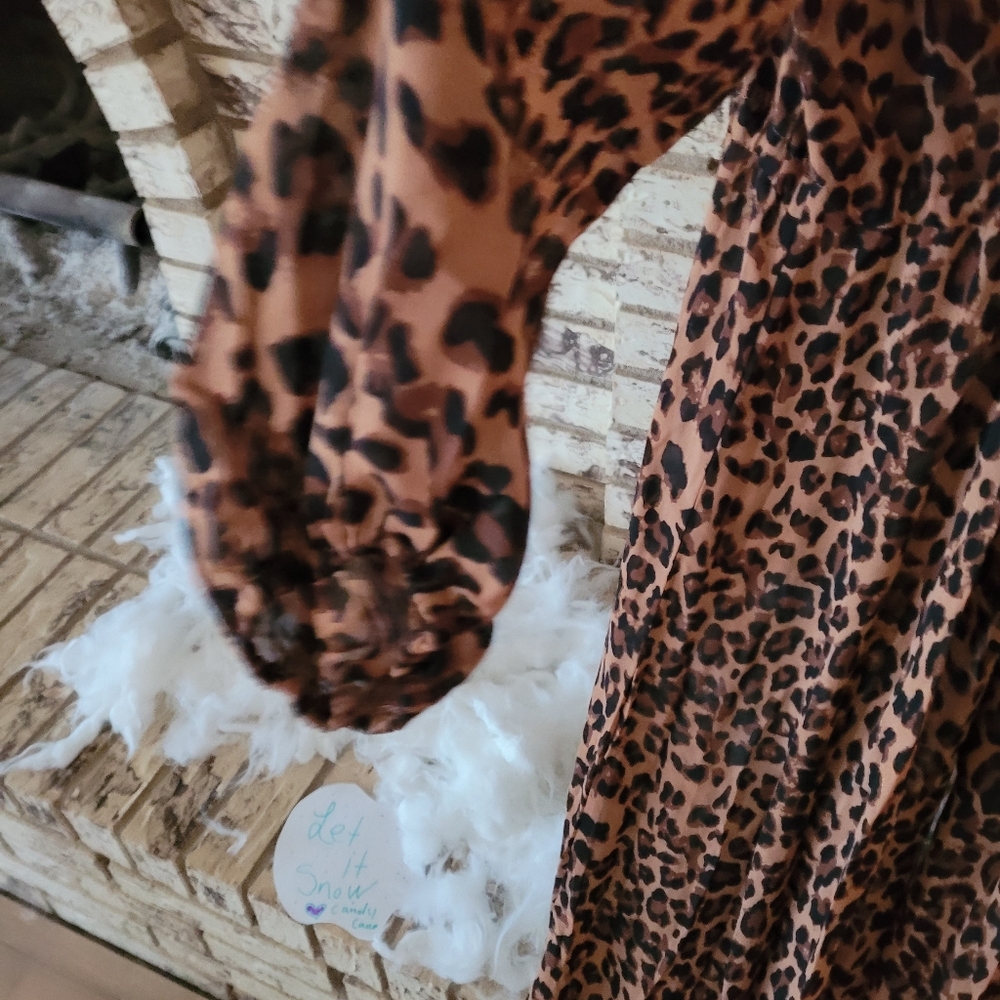 Leopard Sheer Cover Up XL - Picture 2 of 4